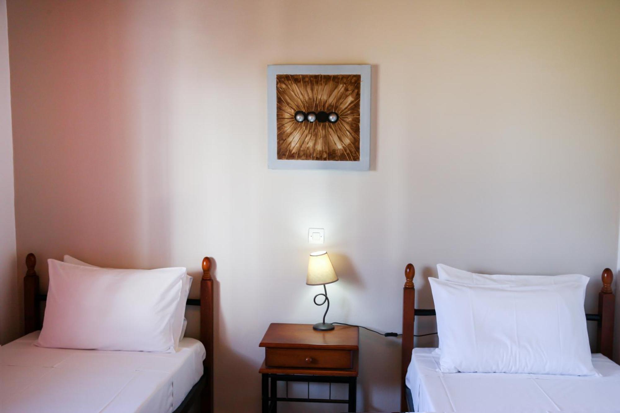 S&C Kosmos Beach Resort Roda  Zewnętrze zdjęcie