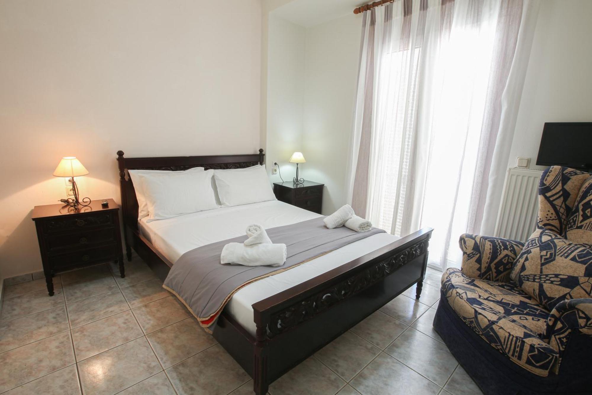S&C Kosmos Beach Resort Roda  Zewnętrze zdjęcie