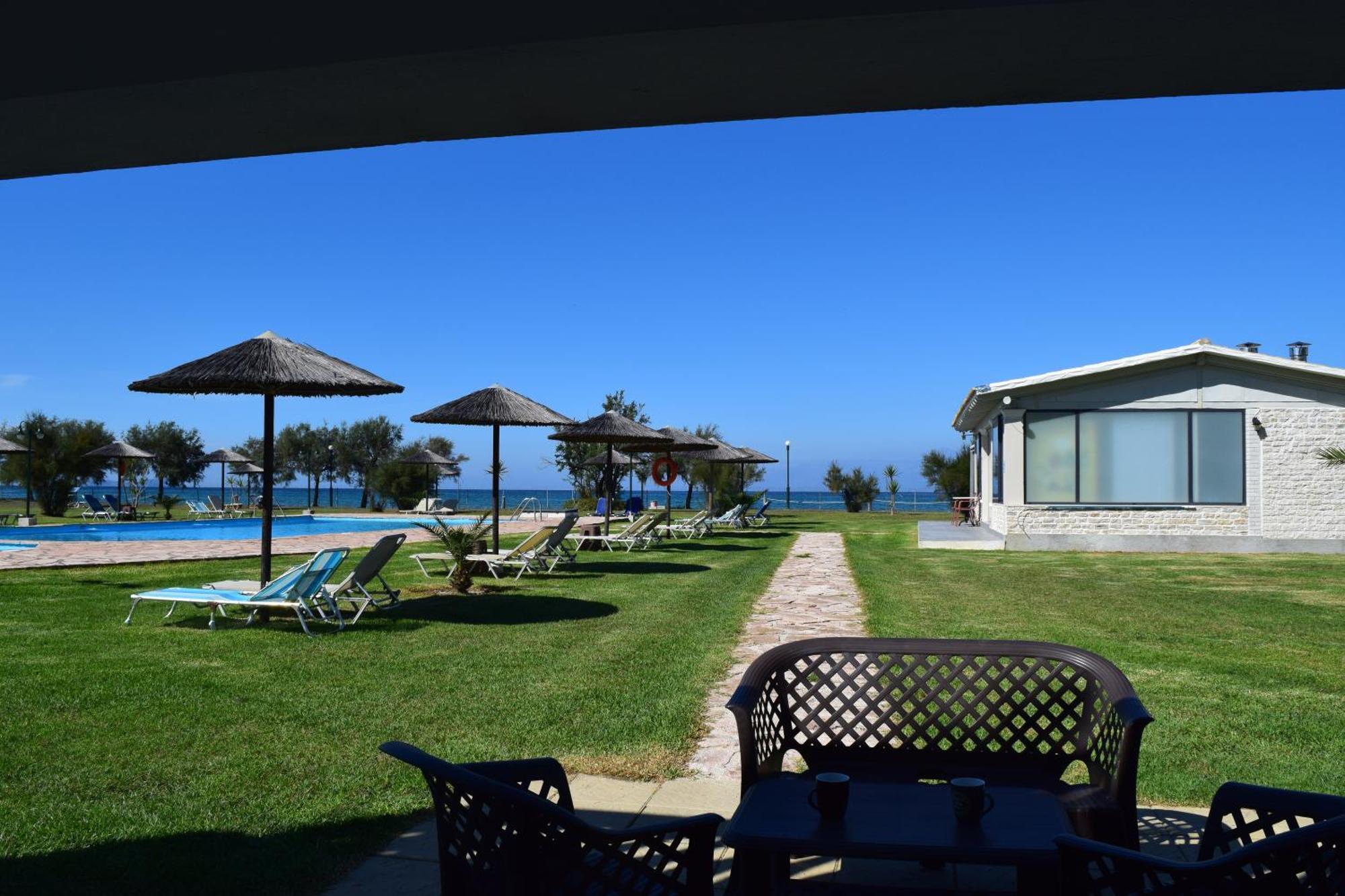 S&C Kosmos Beach Resort Roda  Zewnętrze zdjęcie