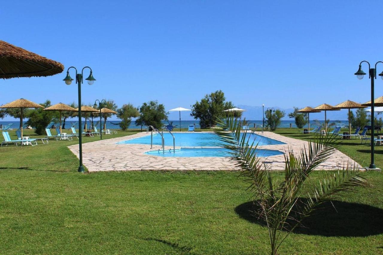 S&C Kosmos Beach Resort Roda  Zewnętrze zdjęcie